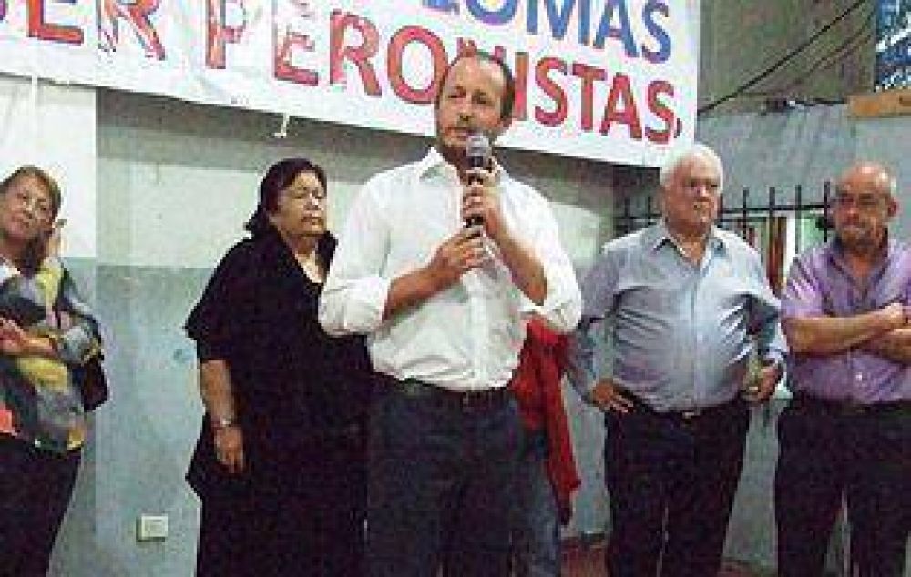 Insaurralde ratific� su apoyo a Scioli y pidi� 
