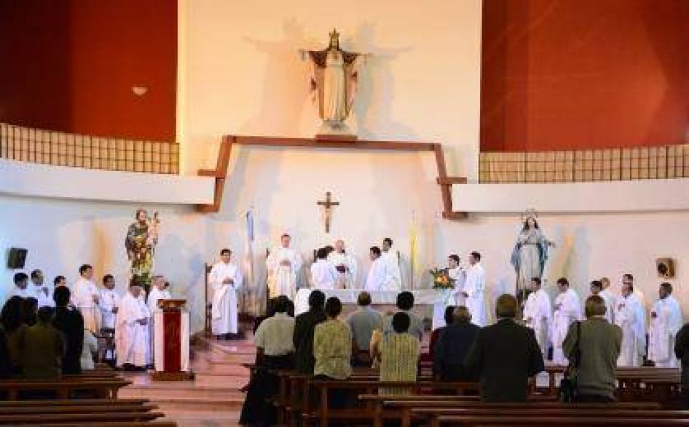 Mons. Cargnello inauguró el Ciclo Teológico en el Seminario