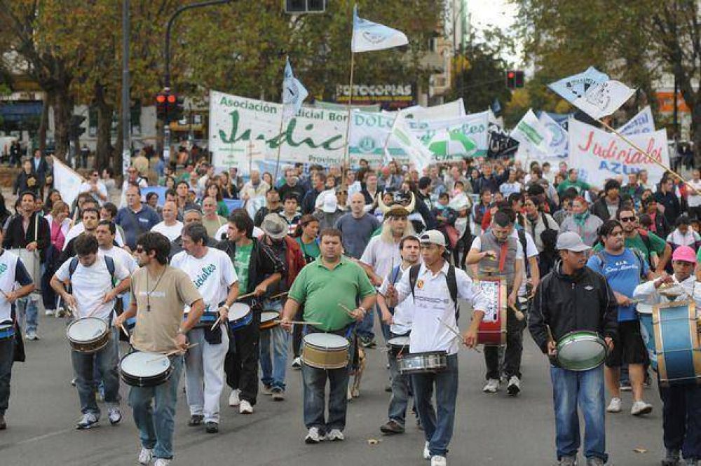 Duro planteo de los jueces, en medio de la puja por salarios