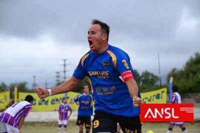 Defensores gole� y clasific� a una nueva ronda