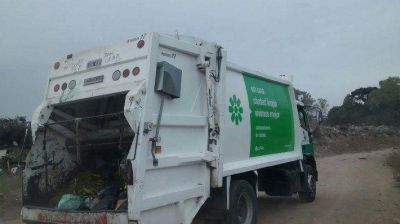 Sigue creciendo el basural a cielo abierto que Bruera mont� en Hern�ndez
