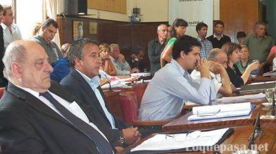 H.C.D: Arroyo y el bloque del �massismo� no firmaron documento por el 24 de marzo