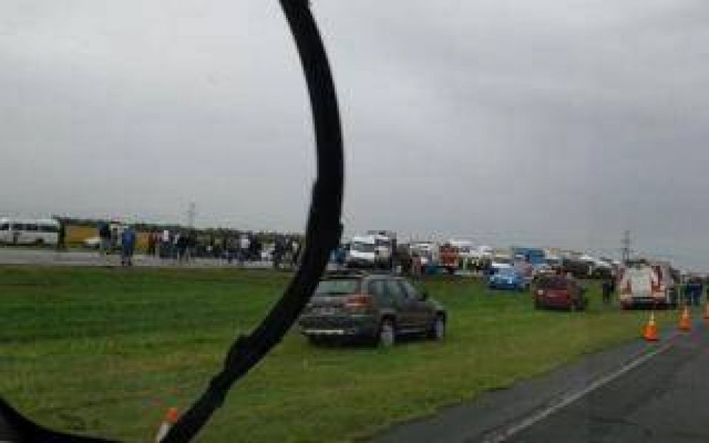 Dos operarios de Atucha muertos tras choque en Ruta 9 altura Lima
