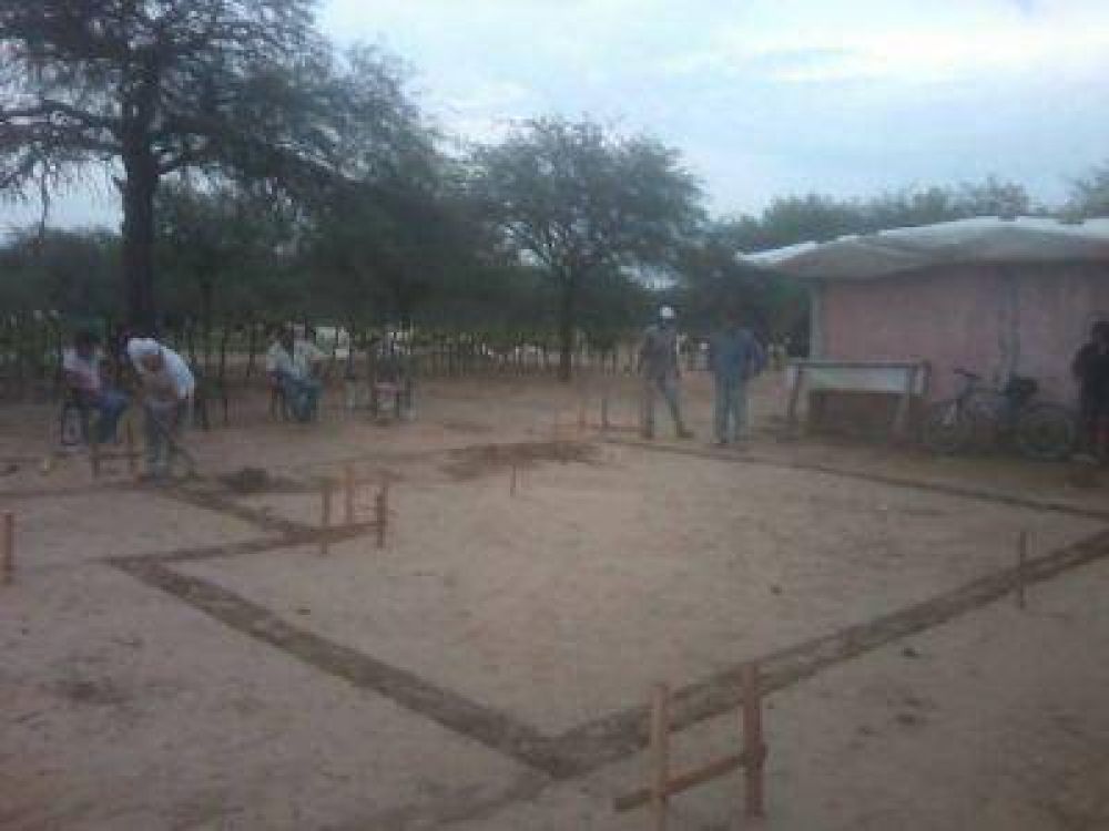 La Municipalidad de San Pedro trabaja en la construcci�n de viviendas rurales