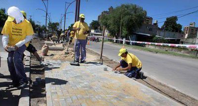 Inauguran la segunda etapa de la puesta en valor de la avenida Pe�aloza