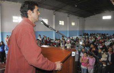 Urtubey inaugur� la red de media tensi�n en La Candelaria