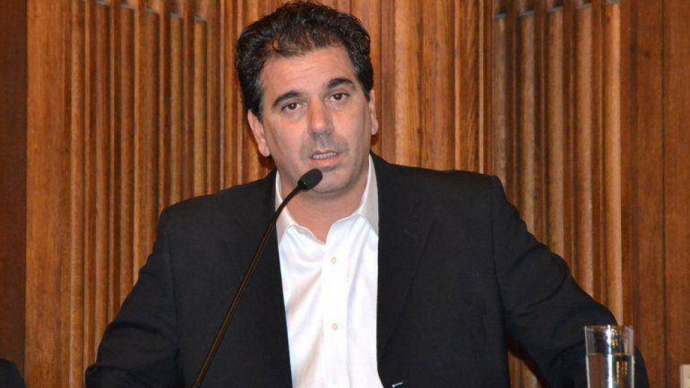 Ritondo baj� su precandidatura a jefe de Gobierno porte�o por el PRO
