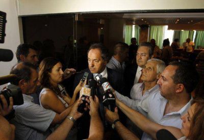 Scioli conf�a en que el paro se pueda evitar por 