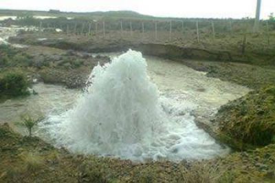 POR EL AGUA: SPSE SE RE�NE CON VECINOS Y DIPUTADOS EN CALETA OLIVIA