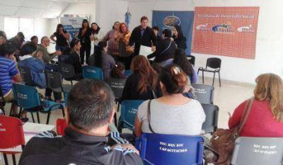 Familias beneficiadas por el programa �Casa Viedma�