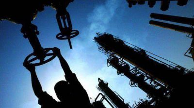 Los petroleros esperan que el lunes las empresas respondan a su pedido