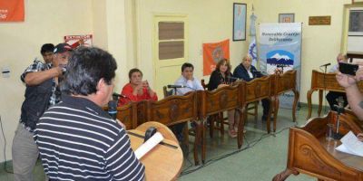 SESIONO EL CONCEJO DELIBERANTE: El vecinalismo plante� reclamos utilizando la Banca del Vecino