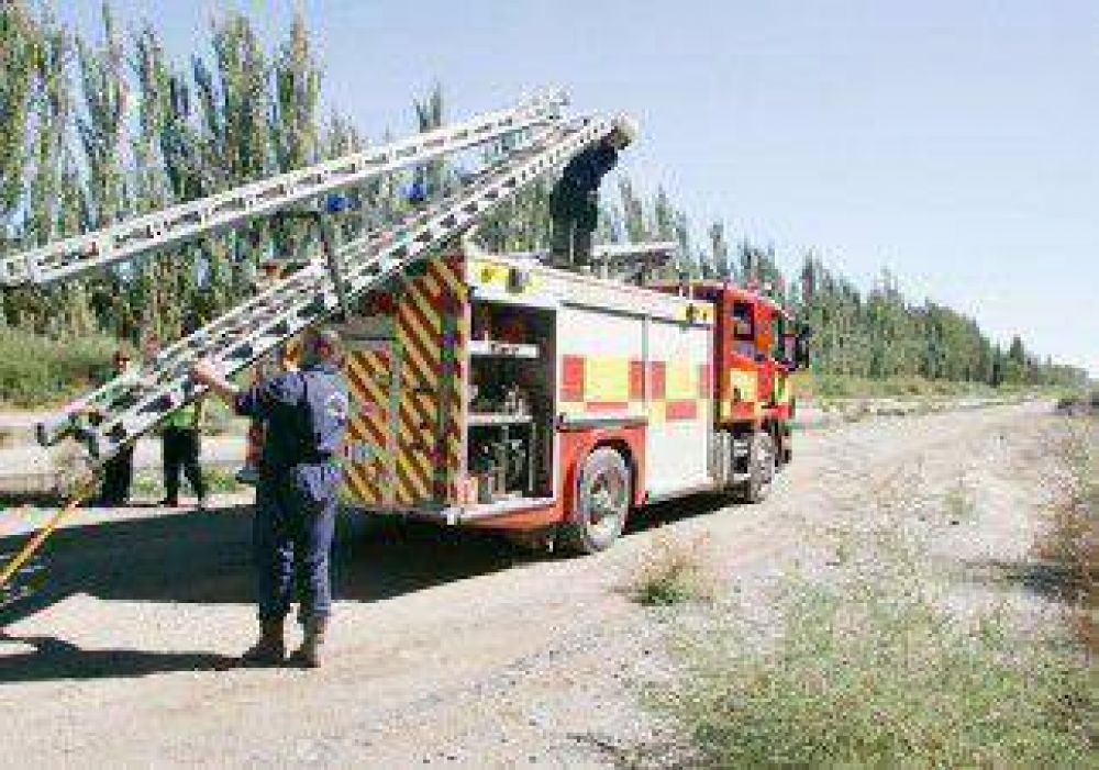Bomberos no ir�n a la meseta porque los reciben a piedrazos 