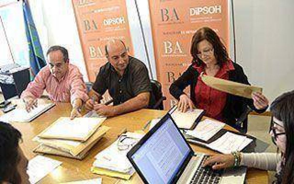 Obras de saneamiento en arroyos de Esteban Echeverr�a