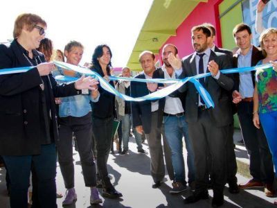 Parodi inaugur� MICA