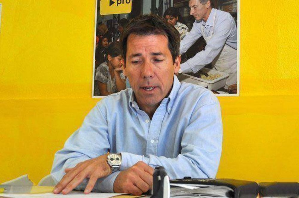 M�s ruidos en la relaci�n PRO-UCR