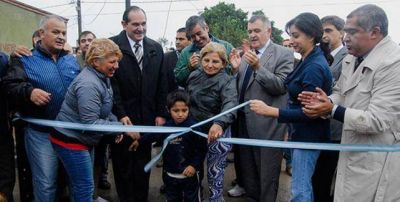 Oficialistas y opositores sostienen que Amaya critica porque est� en campa�a