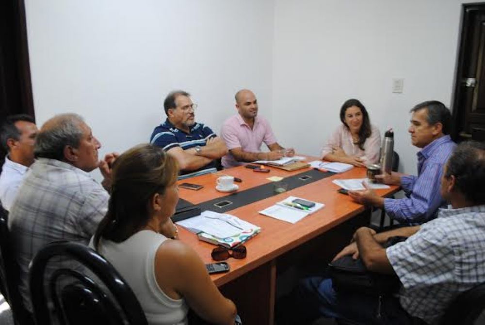 Desarrollo Social articuló trabajo de acción territorial con los municipios de Fontana y Castelli