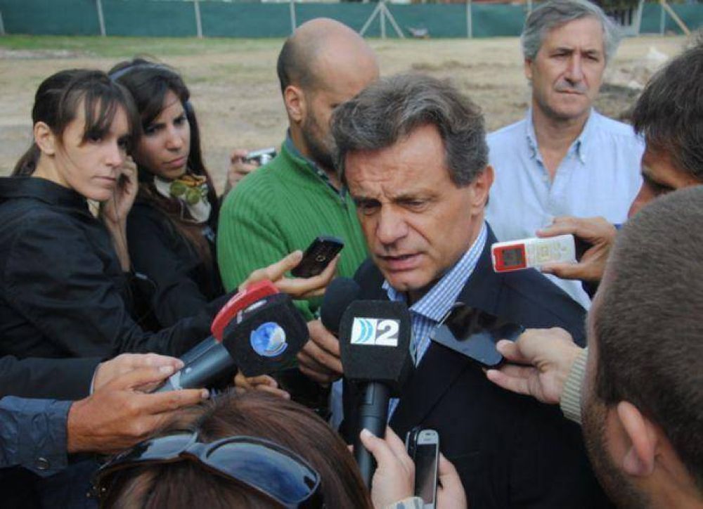 Pulti: �Si las cosas no funcionan hay que cambiar a los funcionarios�