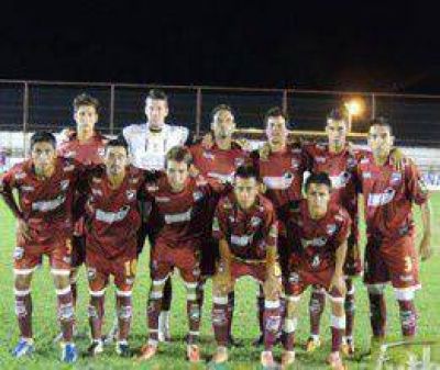 Federal A: Defensores va por otra victoria  