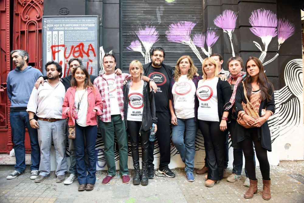 HIJOS La Plata se deslig� del ataque a Hebe y denunci� que los usurpan