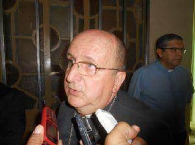 Mario Cargnello revel� que suspender� el ministerio del Cura Crespo