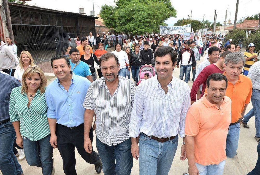 Multitudinario apoyo popular a Urtubey