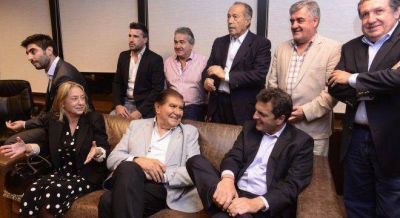 Massa acept� competir en una primaria con De la Sota y Rodr�guez Sa�