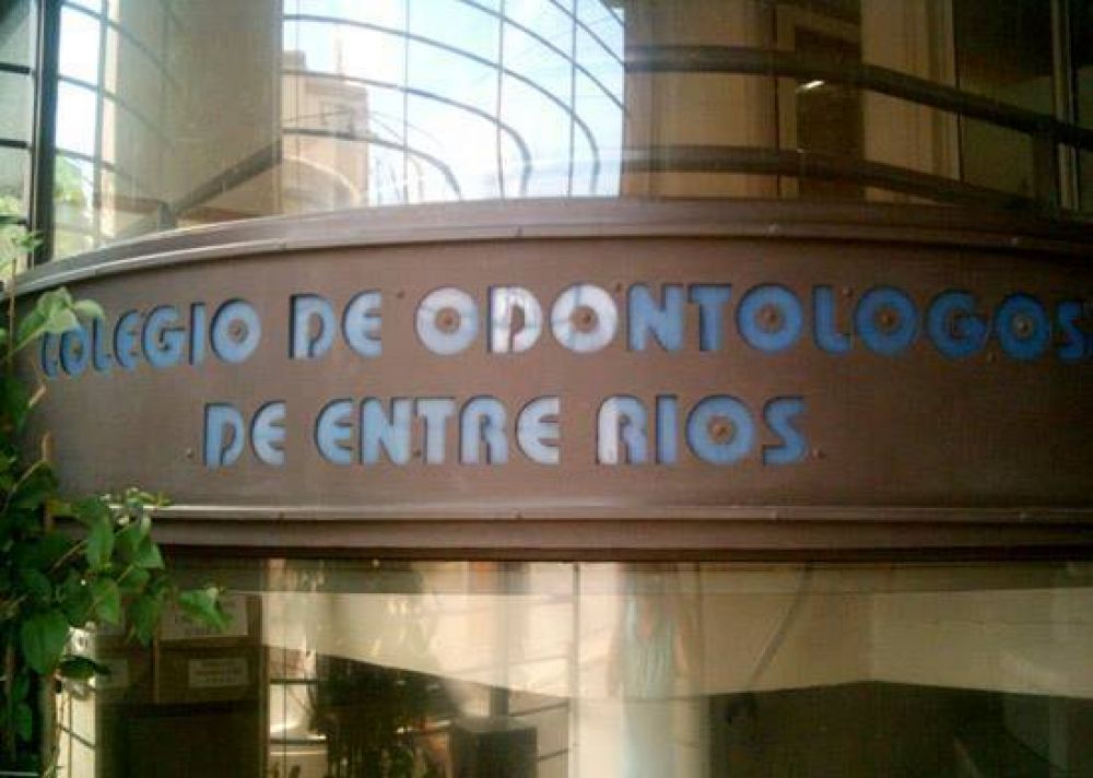 El Colegio de Odont�logos calific� como �inviable� el proyecto que proh�be el cobro de plus 