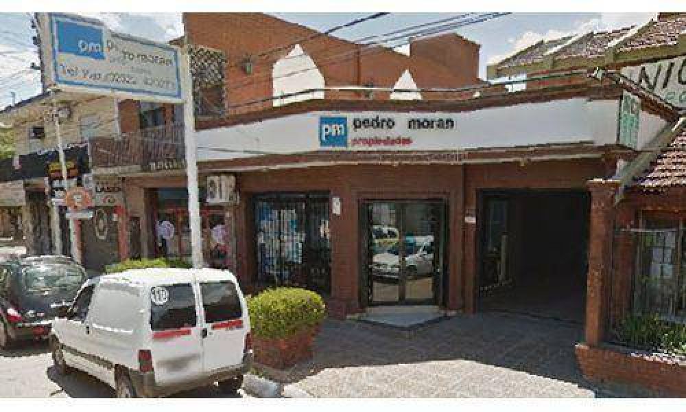 Roban una inmobiliaria en el centro