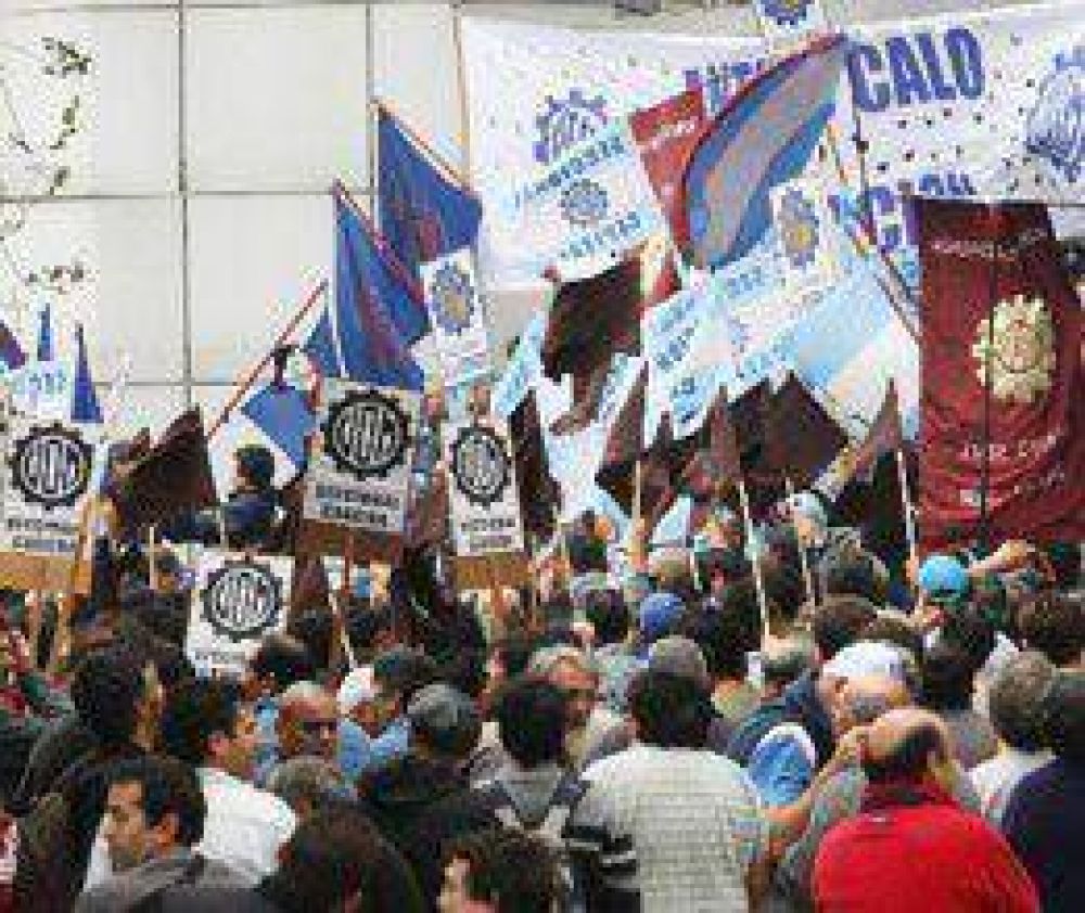#31M: La UOM dej� en libertad de acci�n a sus afiliados