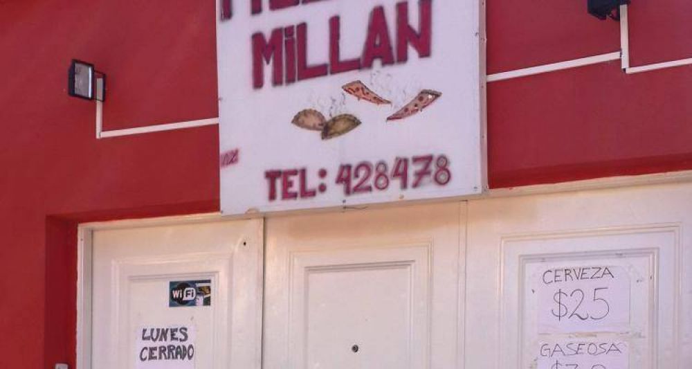 Allanaron una pizzer�a, secuestaron 220 gramos de coca�na y aprehendieron a tres personas