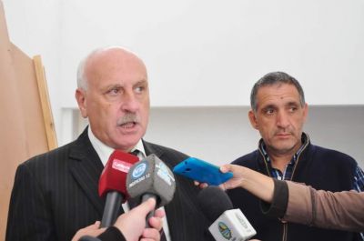 El intendente mostr� avances de obras y anunci� trabajos en Terapia Intensiva