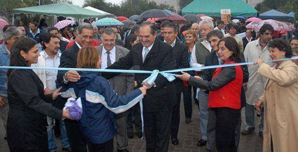 Alperovich viaja para avanzar con los trabajos de reparaci�n