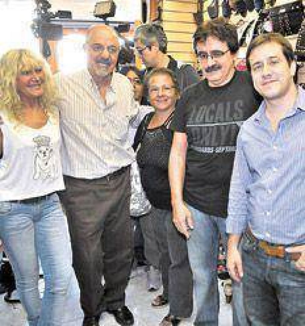 Contra �el cambio cosm�tico�