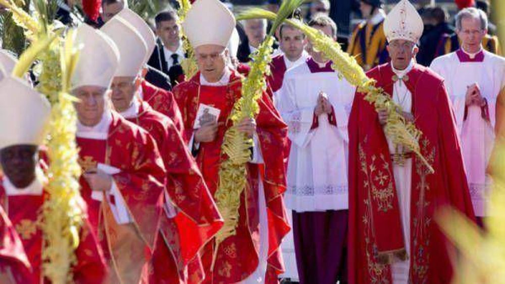 Francisco, en el Domingo de Ramos: los cristianos deben rechazar 