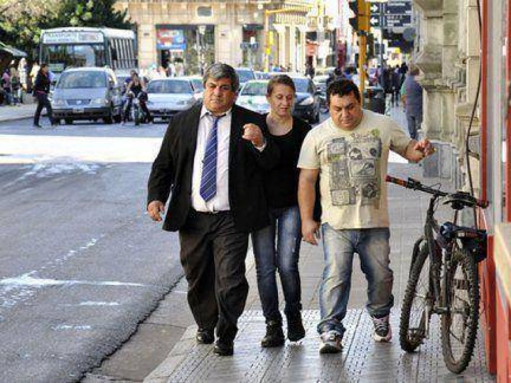 Desvinculan a tres choferes de �mnibus en causa por transporte de drogas