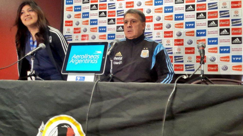 Martino justific� la ausencia de Messi y reconoci� que 