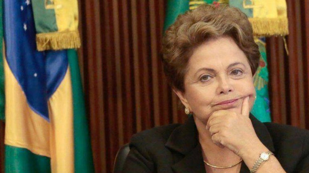 Crecen las pol�micas en el PT: ministro pone en duda eficacia de Dilma Rousseff
