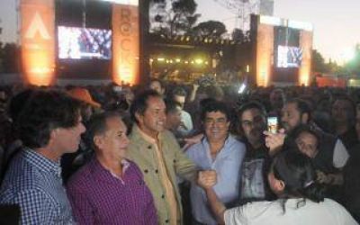 Scioli en el Rockea BA en Ituzaing�: 