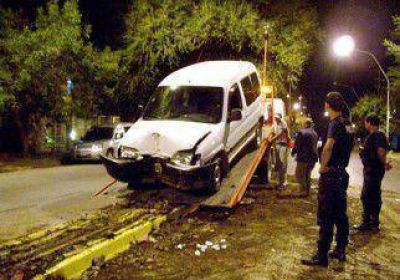 Borracho se choc� un poste 
