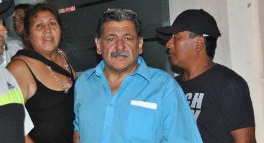 PJ: Ben�tez amenaz� con ir a la Justicia si no hay internas