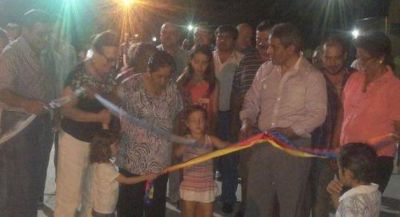 Curuz�: estrenan obras de asfalto e iluminaci�n