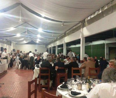 El intendente Carlos Antonio Gorosito realiz� a la Instituci�n una donaci�n de 75 mil pesos