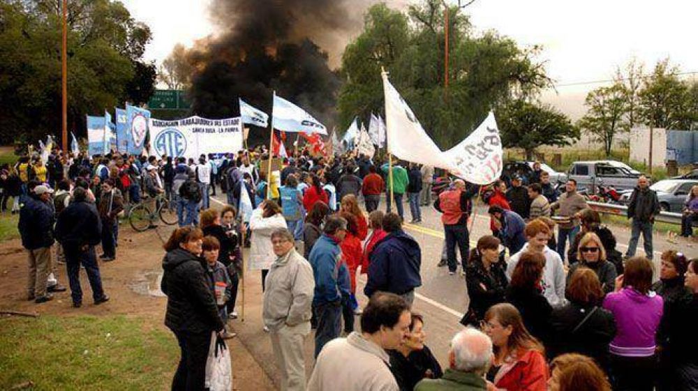 ATE, Judiciales y Luz Fuerza La Pampa y la agrupaci�n �Fuentealba� van al paro