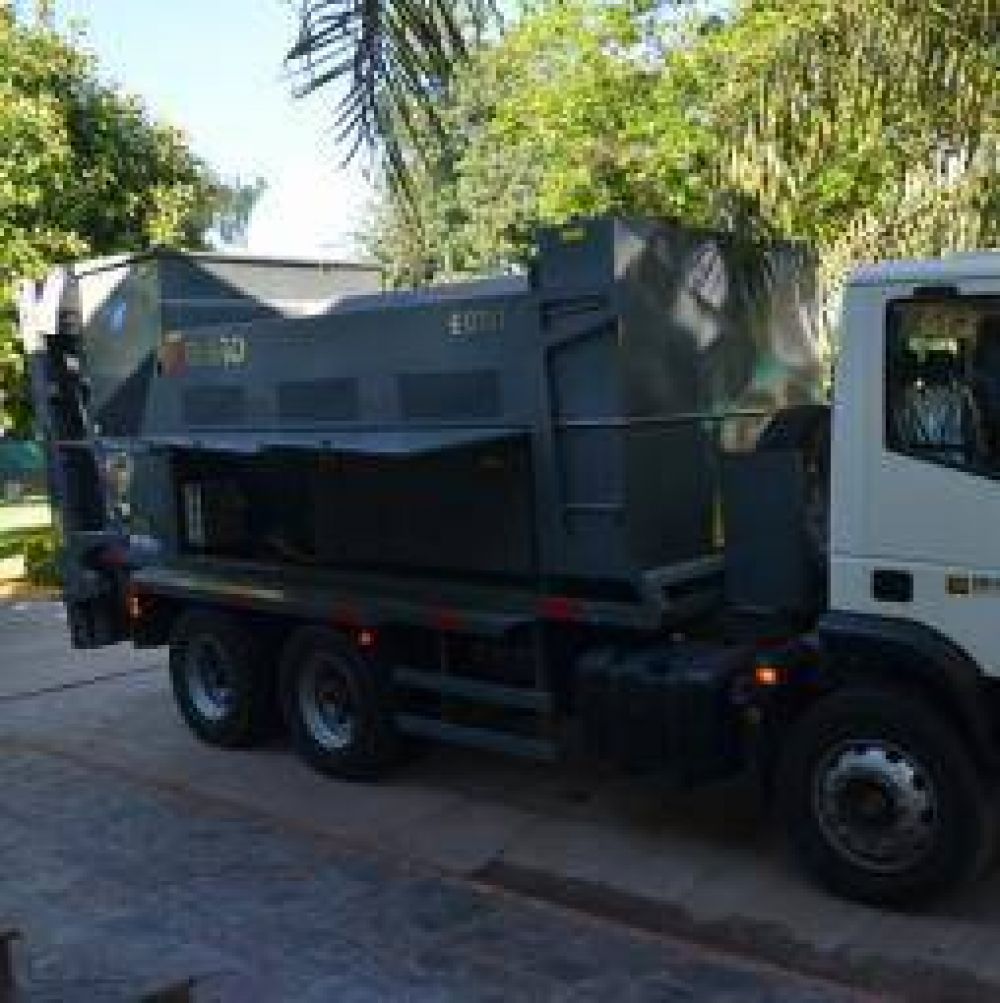 La �Casa de las Tejas� saldr� a reasfaltar y bachear Capital