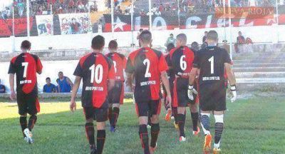 Un desconocido Andino cay� de local con Uni�n Aconquija