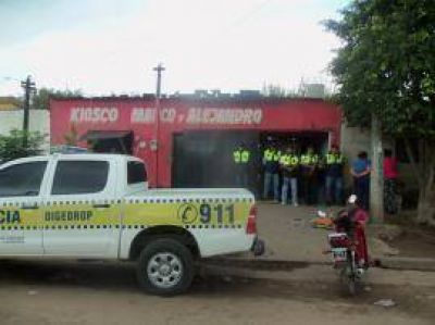 Detienen a toda una familia dedicada a la venta de drogas en la Costanera