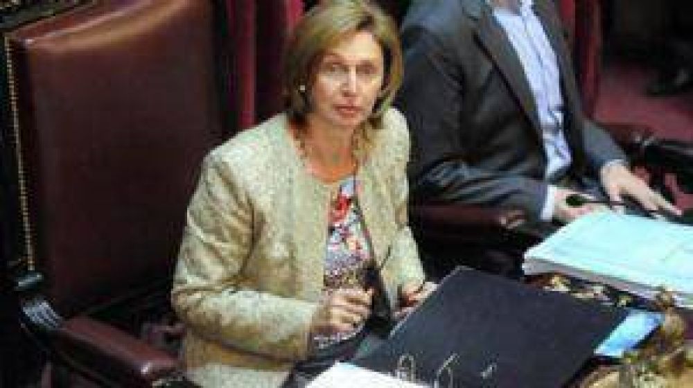 Rojk�s de Alperovich no presenta declaraciones juradas desde 2009