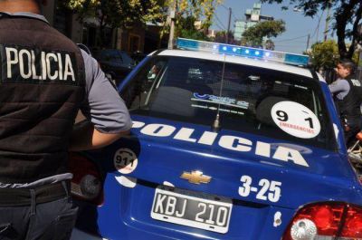 �Y los cambios Matzkin? Asaltaron Punto y Banca, golpearon a un empleado y se dieron a la fuga